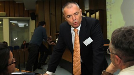 Догодина ще има повече пари за стипендии
