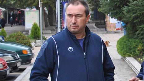 Омония вика Мъри Стоилов на пожар