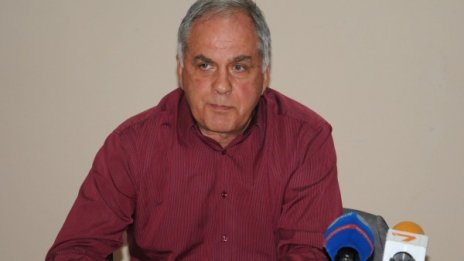 Във волейбола пак не се разбраха