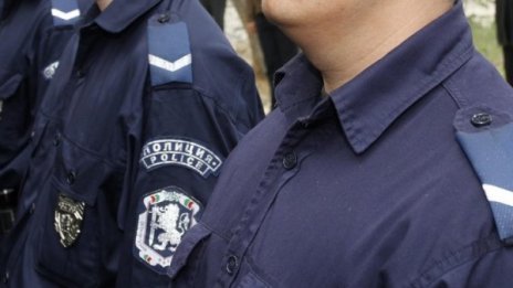 Без увеличение на заплатите в МВР, полицаите плашат с протести