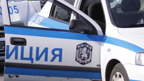 Въоръжен ограби пощенски клон в Челопечене
