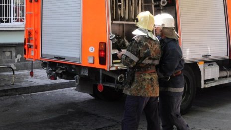 Пожар изпепели покрив на благоевградска дискотека