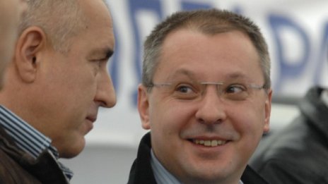Доверието в ГЕРБ ерозира, ама с колко?
