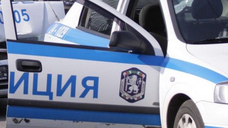 Нагли крадци упоиха баба със сок и бонбони, взеха й телевизора 