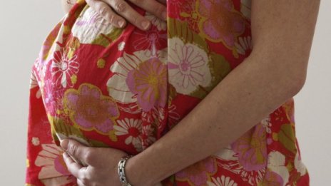 БХК съди България, защото майките не могат да родят у дома 