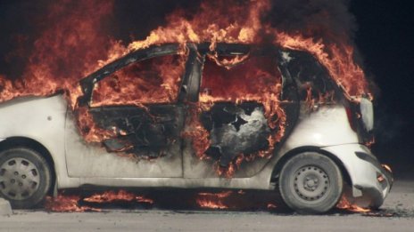 Два автомобила са изгорели в Силистренско