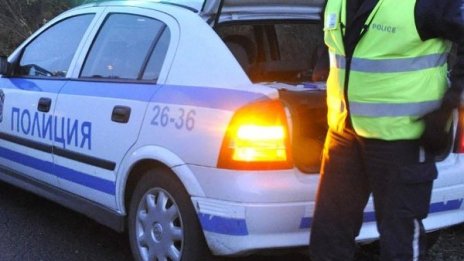 12-годишен избяга от вкъщи, за да се види с биологичния си баща