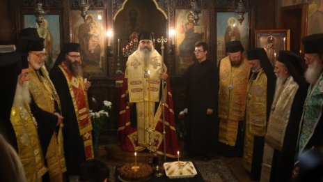 Синодът потвърди избора на дядо Кирил 