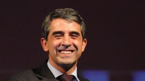 Плевнелиев харесван повече от Борисов от медиите 