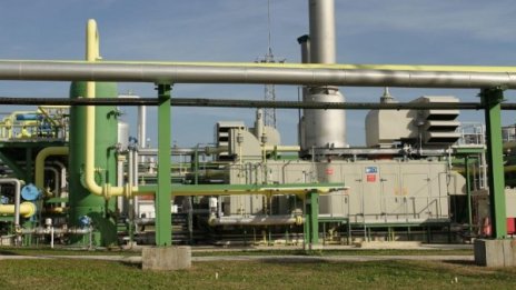 ГЕРБ и БСП в спор колко ниска ще е цената на газа 
