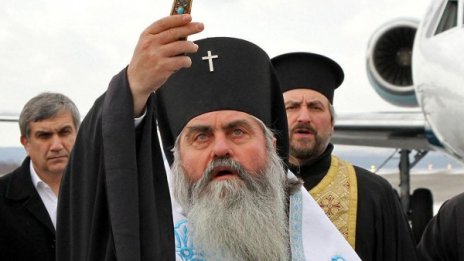 Митрополит Кирил: Рано е за решение на патриаршеския избирателен събор