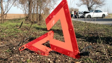 Тежка катастрофа край Разлог, седем души са ранени  