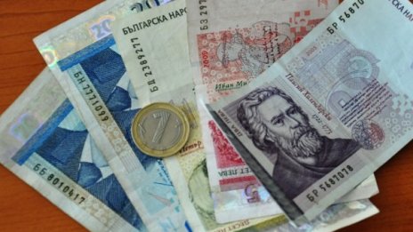 Закопчаха 40-годишен, искал да измами възрастен мъж 