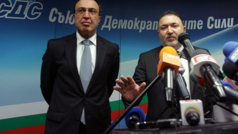 Готвят секира в СДС – изключват депутати заради Петър Стоянов 