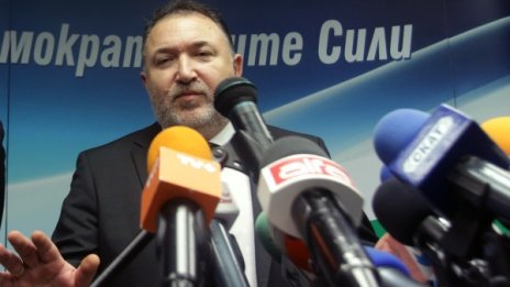 Трима депутати аут от СДС 