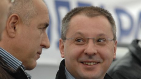 ГЕРБ води на БСП с 5%, РЗС и „Атака“ с шанс за НС