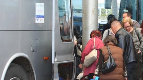 ГЕРБ и БСП се скараха и за касовите апарати в автобусите 