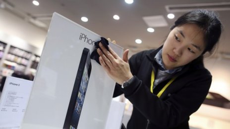 Китайците започнаха да грабят новия iPhone 