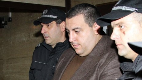 Доживотен затвор без право на замяна за Сумиста 