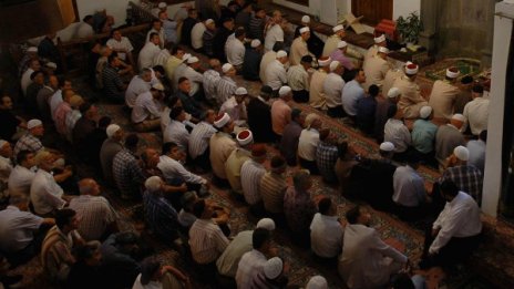 Референдум за нова джамия? Абсурден прецедент!