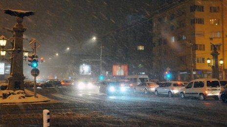 Движението в София е натоварено, но няма колони от автомобили