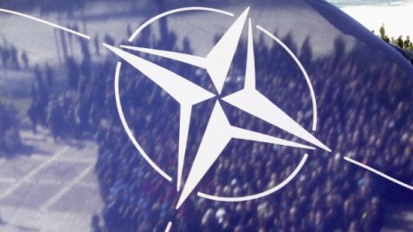 България е участвала общо в 6 операции на НАТО и ЕС през 2012 