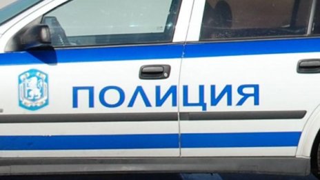 Задържаха двама, крали от автомобили в Казанлък