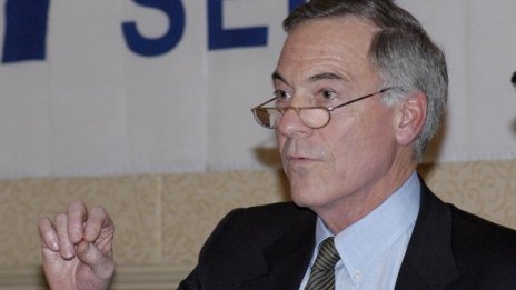 Нещо трябва да се направи срещу корупцията в България!