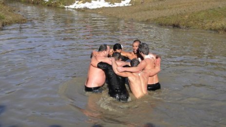 Иван и Ваня да почерпят!