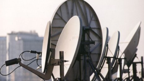 Войната между bTV и "Булсатком" продължава