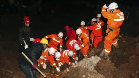 46 загинаха при свлачище в Китай, 19 от тях са деца