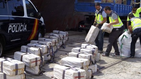 Пуснаха под гаранция двама моряци от "Свети Николай"