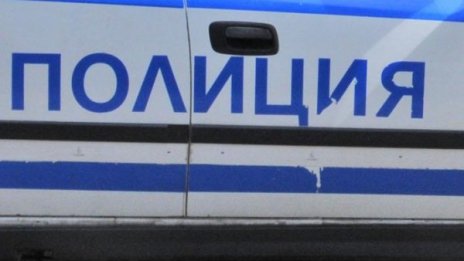 Пиянски скандал завърши с удар с брадва по главата