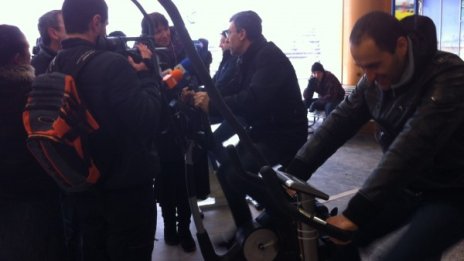 “Токов удар“ предизвикаха "сПЕЦ части" на Кунева 