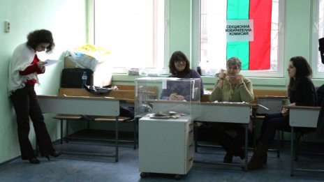 Референдумът - тест преди парламентарните избори 