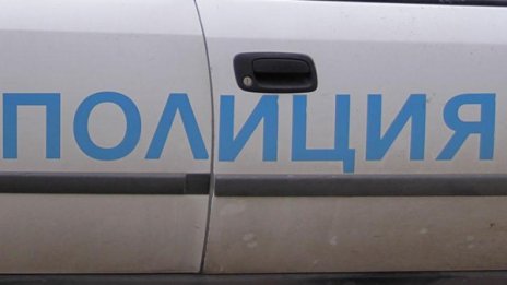 Осмокласник преби седмокласник в училище 