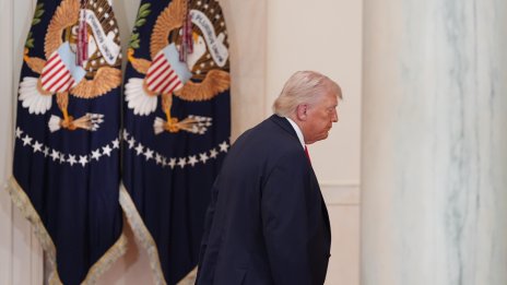 Тръмп пътува във времето?