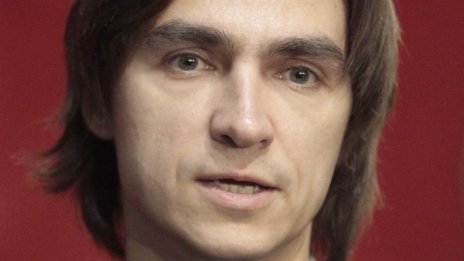 Изписват от болницата залетия с киселина Сергей Филин 