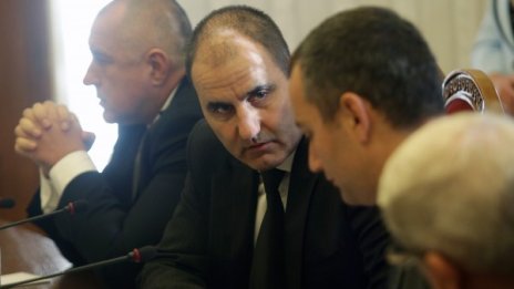 "Хизбула" зад атентата -"горещият картоф е предаден"