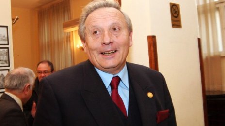 Бедни, бедни Воденичаров, защо не си стоя в БАН?