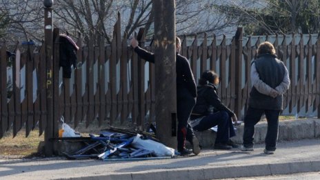 Спират водата на ромите в общинските жилища във Враца