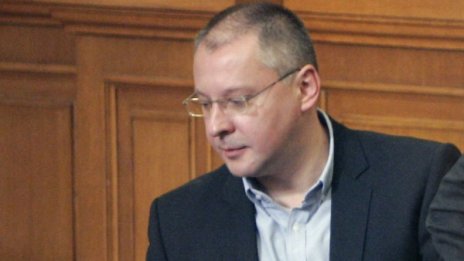 В страната цари политически разврат!