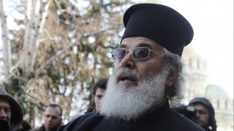 Мъчен избор на кандидатите за патриарх