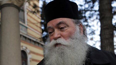 Кой ще е новият патриарх - Неофит, Гавриил или Галактион? 