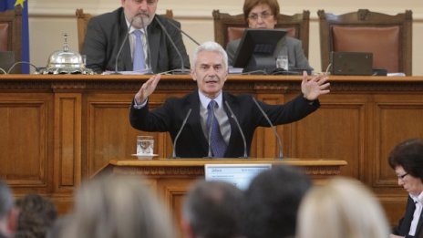 Служебен кабинет и план за действие иска Сидеров