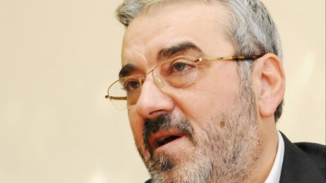 Проверяват Семерджиев за конфликт на интереси