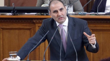 Цветанов с реч като за последно в НС