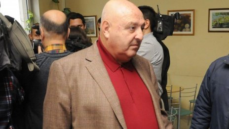 Бат Венци към Ботев Пловдив: Да си направят клизма!