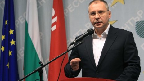 Напрежението в БСП - "глупави шеги и закачки"