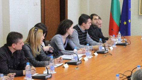 Втора кръгла маса ще решава неотложни проблеми в страната